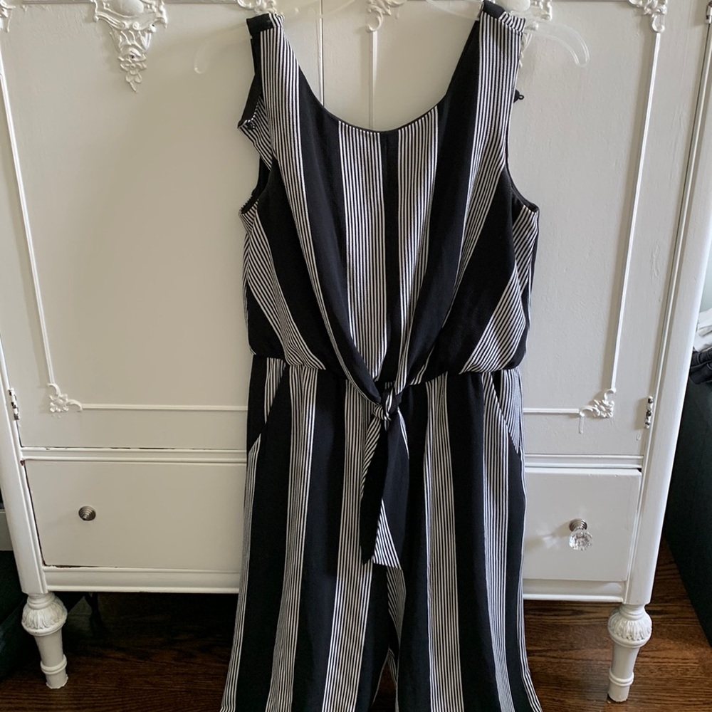 Really cute jumpsuit!